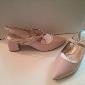 Bandolino Light Pink Patent Leather Sling-back Pum